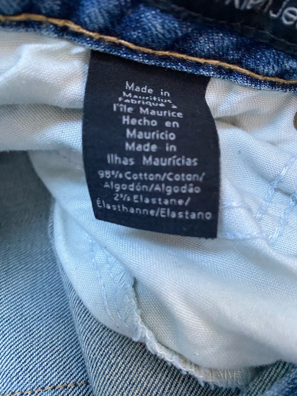 Calvin Klein Jeans Boyfriend Jean - NWOT - Picture 4 of 6